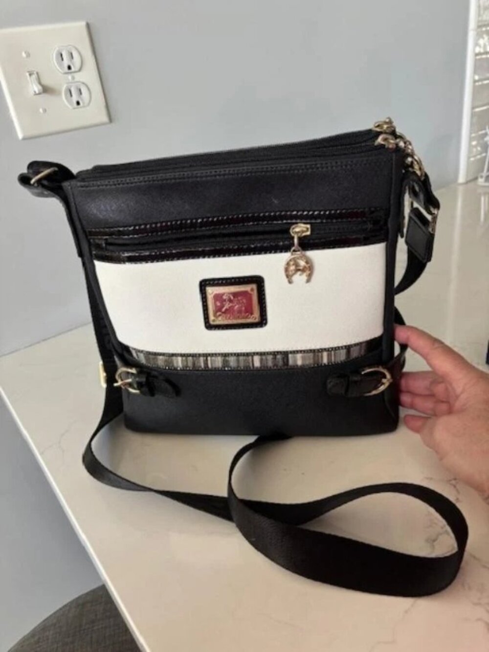 CAVALINHO LARGE DOUBLE COMPARTMENT CROSSBODY BAG/ SHOULDER BAG